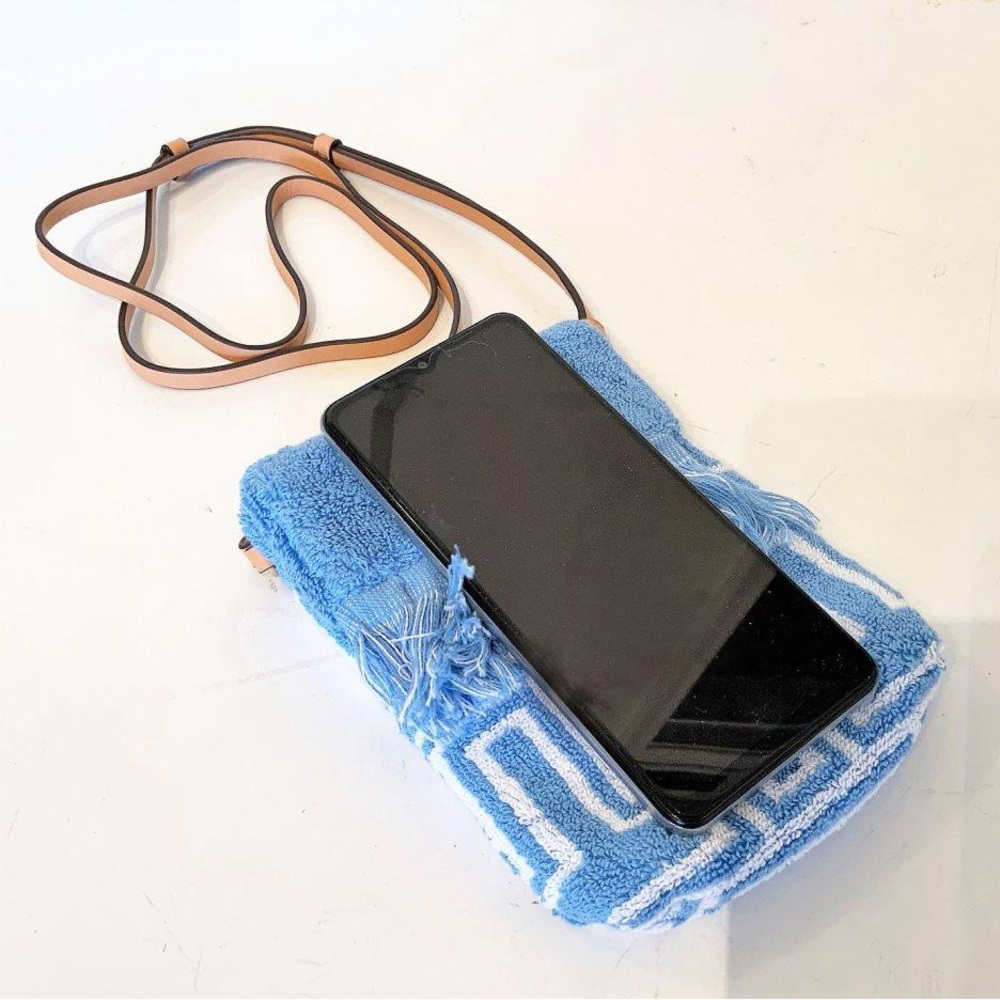 NWT Tory Burch TTowel Terry Cloth Phone Crossbody bag - Picture 7 of 8